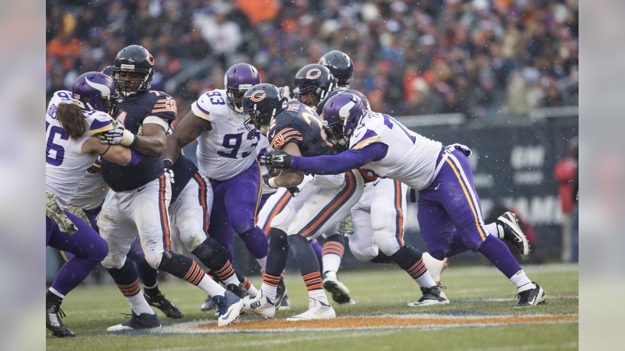 Minnesota Vikings vs Chicago Bears - January 08, 2023