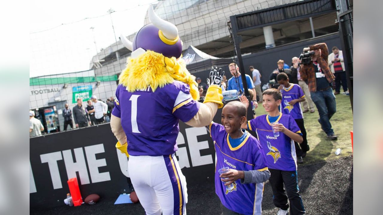 ⚜️2022 #NFL #LondonGame @saints Vs. @vikings Tottenham Hotspur