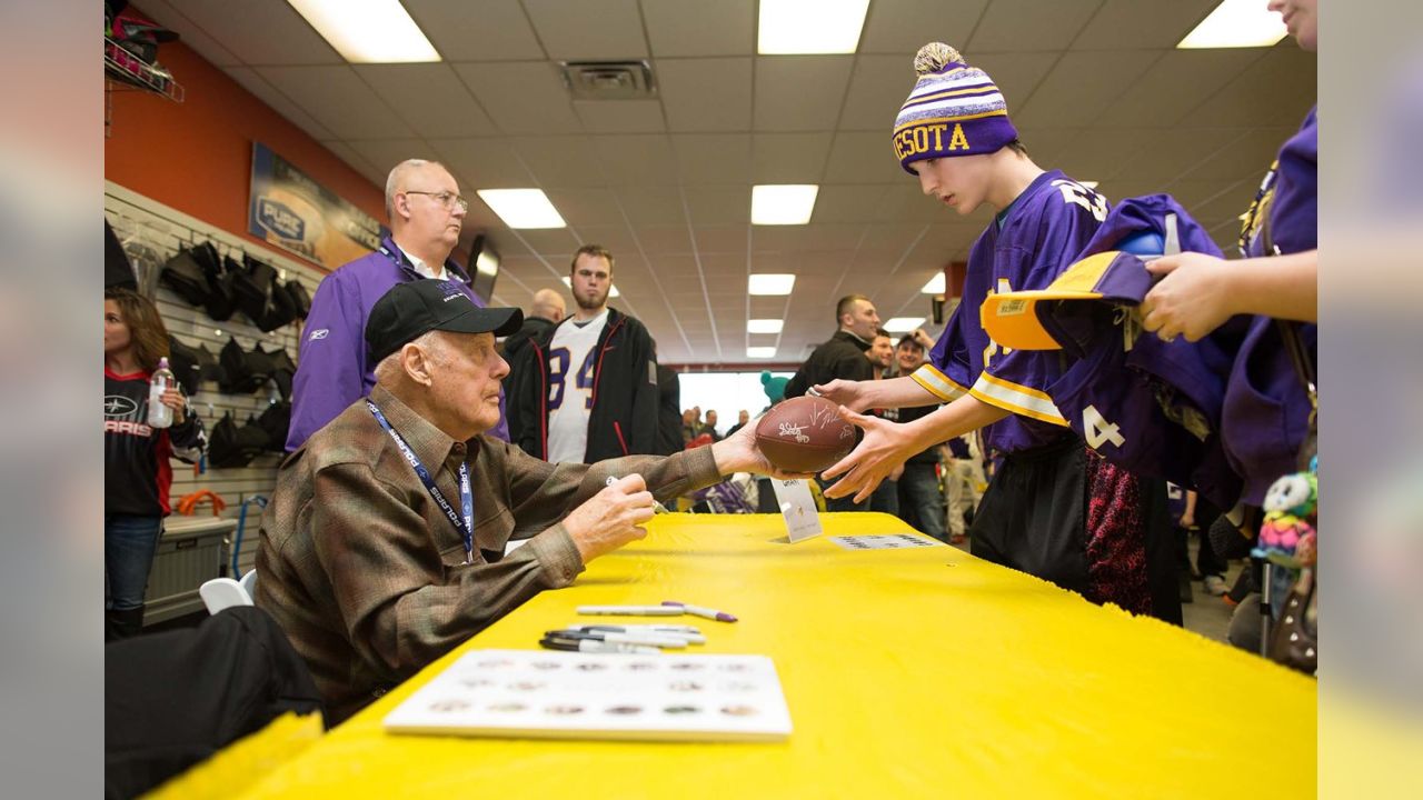 Teen Battling Cancer Inspires Vikings Stefon Diggs, Adam Thielen