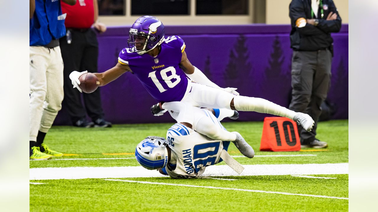 WATCH: Vikings superstar Justin Jefferson makes one of the greatest NFL  catches of all-time - On3