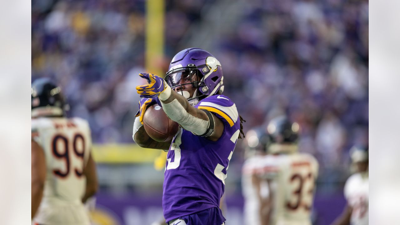 Vikings RB Dalvin Cook confirms jersey number change in 2022