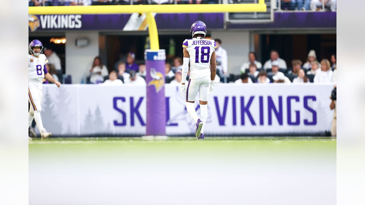 Vikings vs. Giants Game Observations: Joseph from the Norseman's Braid in  27-24 Win