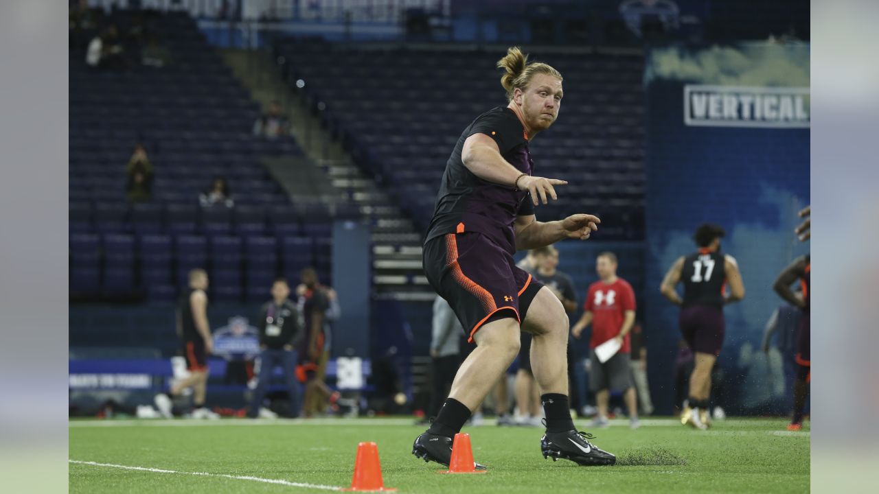 NFL Combine Drill Demonstrations with Logan Paulsen