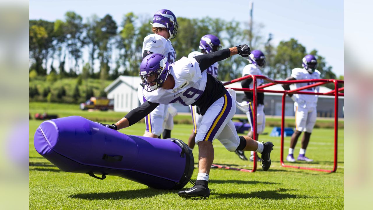 Vikings' Dalvin Cook 'fired up' for training camp, ready for fans to chant  his new number – Twin Cities