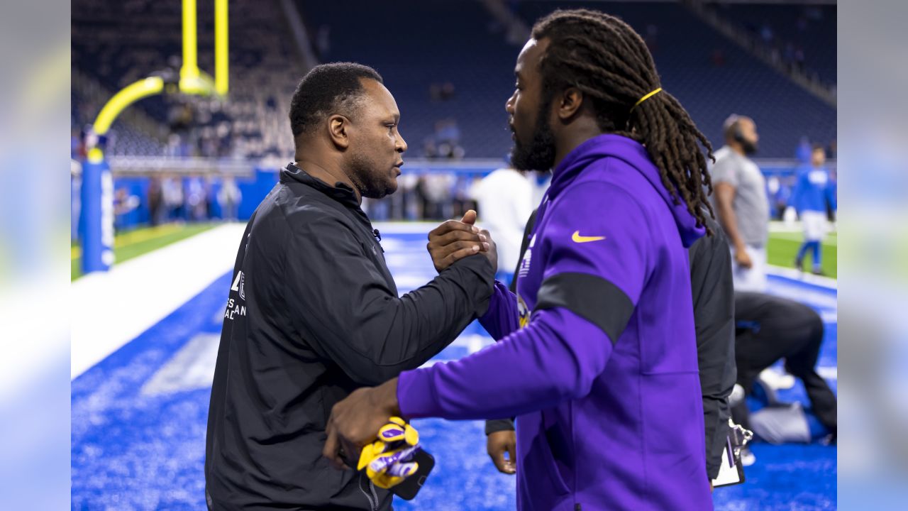 Woodward Sports Network on X: BREAKING: Former Minnesota #Vikings RB,  Dalvin Cook, is signing a one-year deal with the New York #Jets The former  NFC North RB lands in New York with