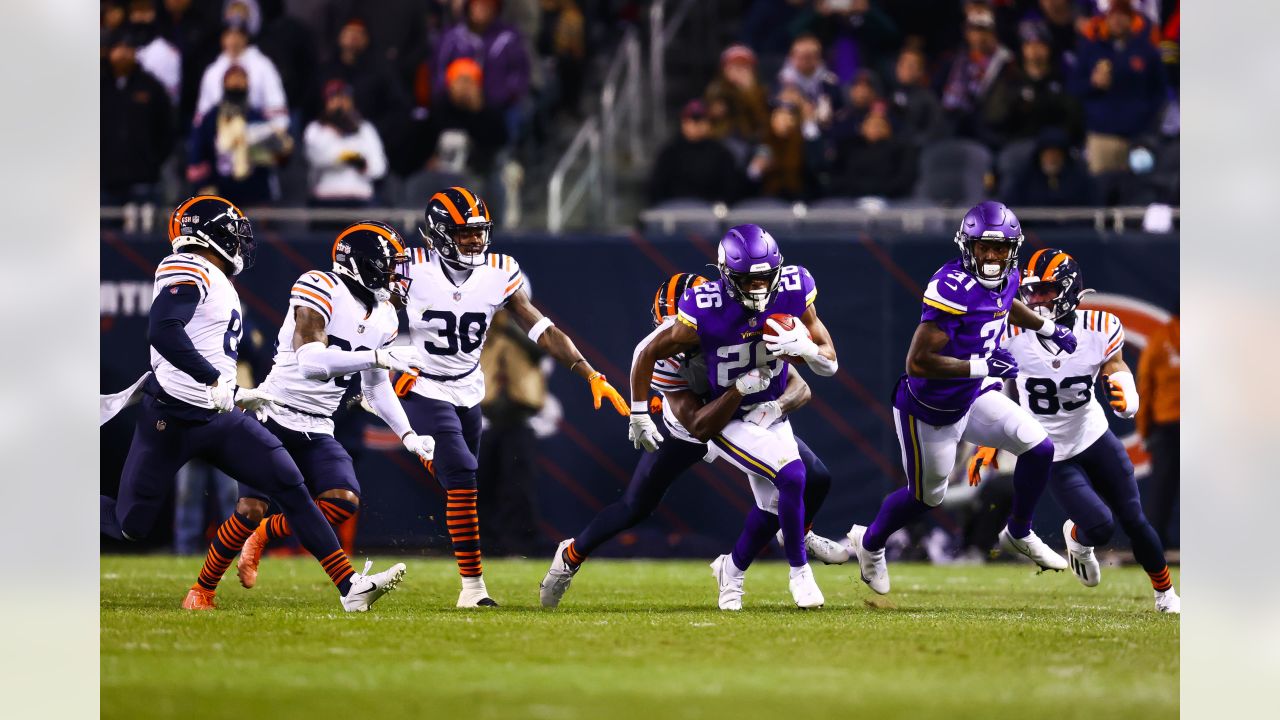 Monday Night Football: Minnesota Vikings vs. Chicago Bears Prediction and  Preview 