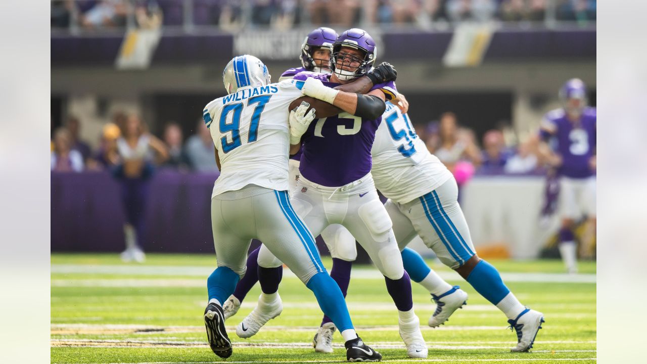 Minnesota Vikings cornerback Patrick Peterson (7) gets set on defense  against the Detroit Lions during an NFL football game, Sunday, Dec. 11,  2022, in Detroit. (AP Photo/Rick Osentoski Stock Photo - Alamy