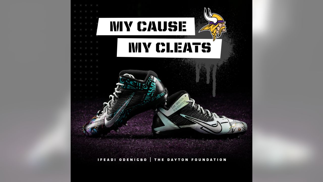 Kurt Warner shows off his My Cause My Cleats spikes