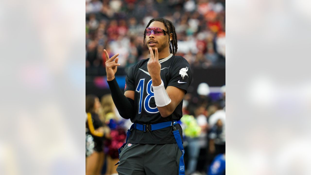 Trevor Lawrence throws for two scores in Pro Bowl debut - Big Cat