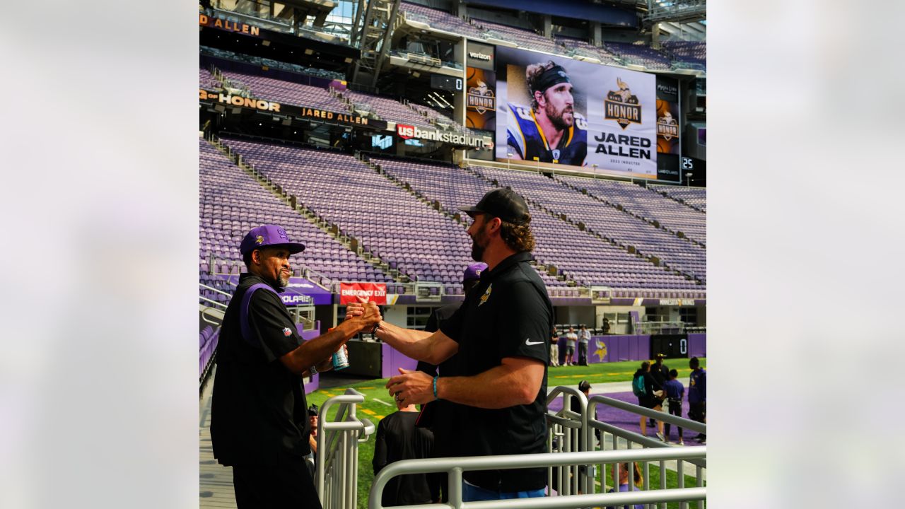 Jared Allen Answers Questions Ahead of 2022 Ring of Honor Induction