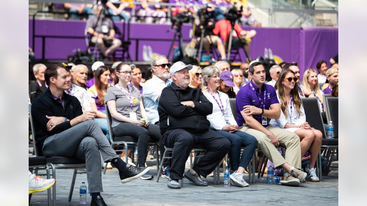 Minnesota Vikings Remembering Bud Grant Memorial Program 5/21/23 US Bank  Stadium