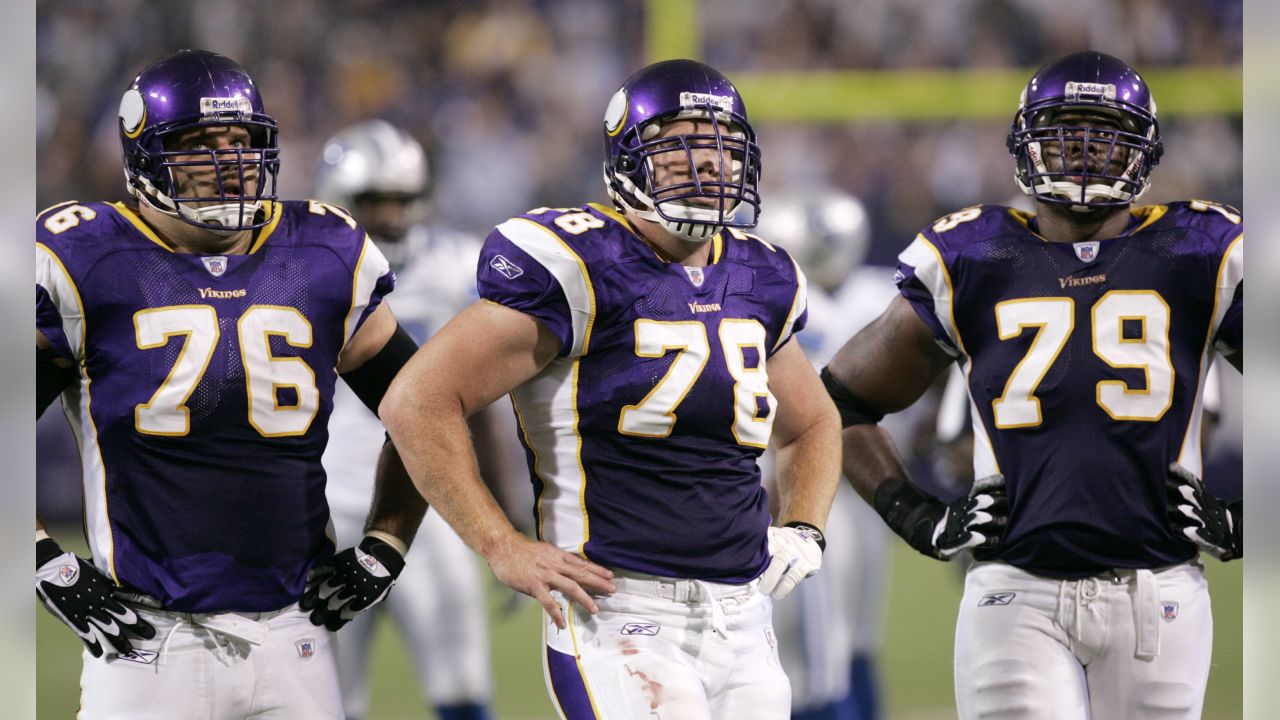 Vikings' Steve Hutchinson paved way for Adrian Peterson's record day