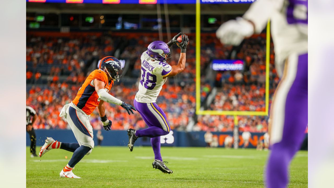 Vikings Snap Counts: Zack Davidson Tops Offense; Myles Dorn Goes