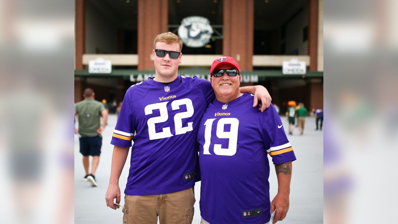 Adam Thielen's Jersey Sales Jump - Daily Norseman