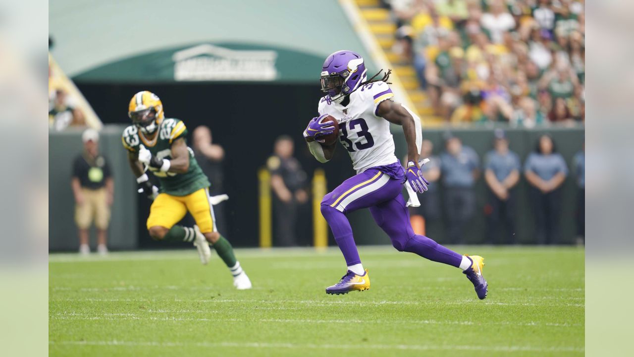 Here's how experts saw the offensive pass interference call on the Vikings  against Packers