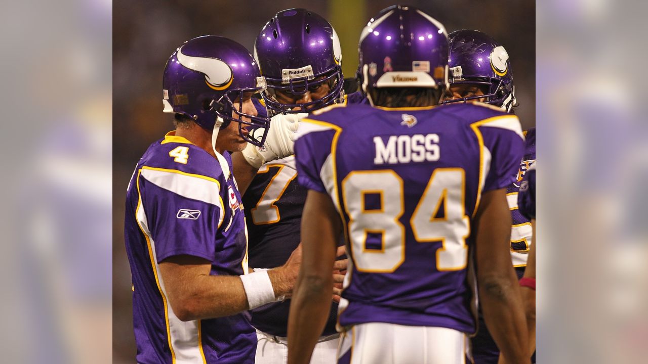 Randy Moss Enters The Vikings Ring of Honor 