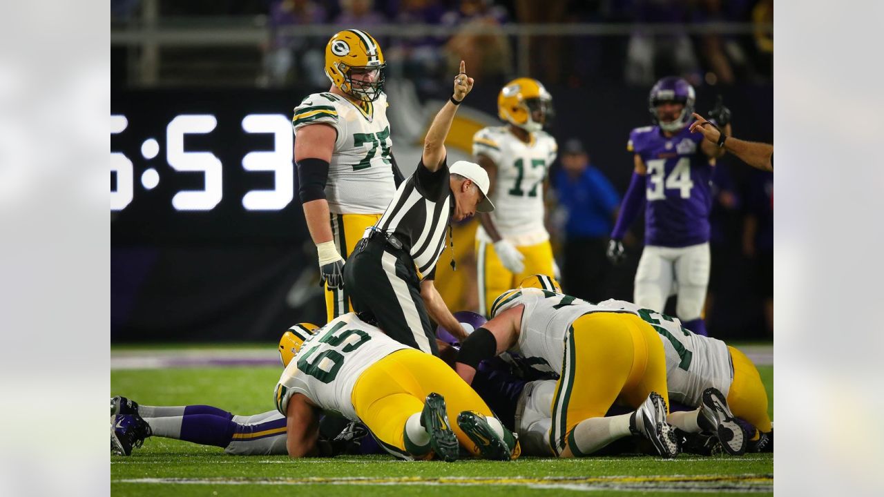 Opening night: Vikings, Packers set to clash in first official game at U.S.  Bank Stadium - Duluth News Tribune