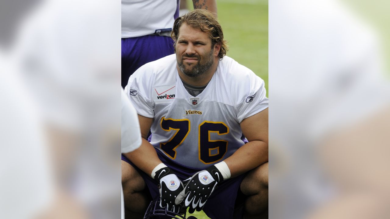 Steve Hutchinson Sounds the Gjallarhorn Prior to Minnesota Vikings-Dallas  Cowboys Primetime Game 