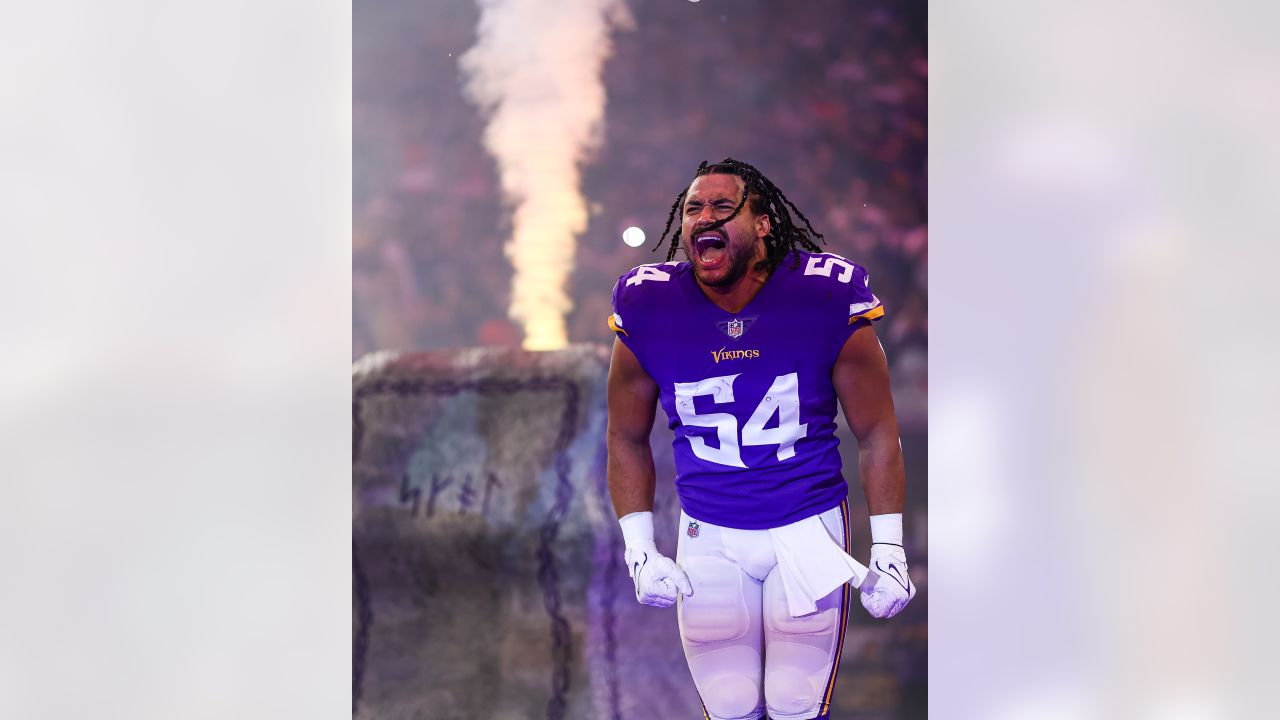 Minnesota Vikings linebacker Eric Kendricks (54) in action during the first  half of an NFL football game against the Arizona Cardinals, Sunday, Oct.  30, 2022 in Minneapolis. (AP Photo/Stacy Bengs Stock Photo - Alamy