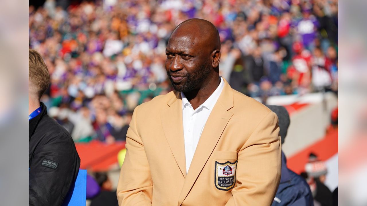 A Football Life' Production Shocks John Randle … In a Good Way