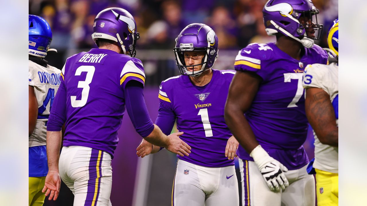 Vikings place tender on kicker Greg Joseph North News - Bally Sports