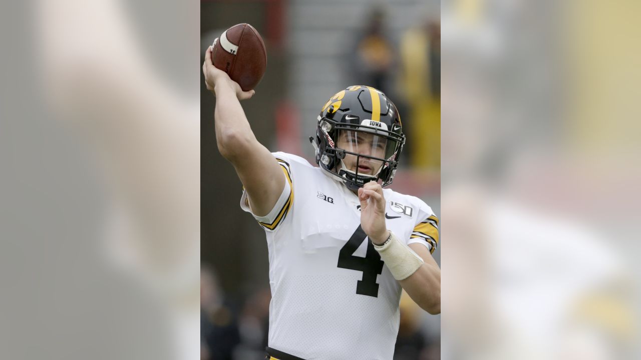 Vikings select Iowa QB Nate Stanley with No. 244 pick in 2020 Draft