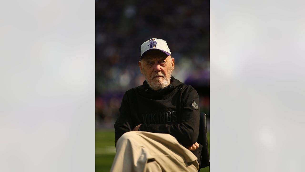 Mark Wilf Joins 'GMFB' To Talk Bud Grant's Legacy, Letting Go Eric