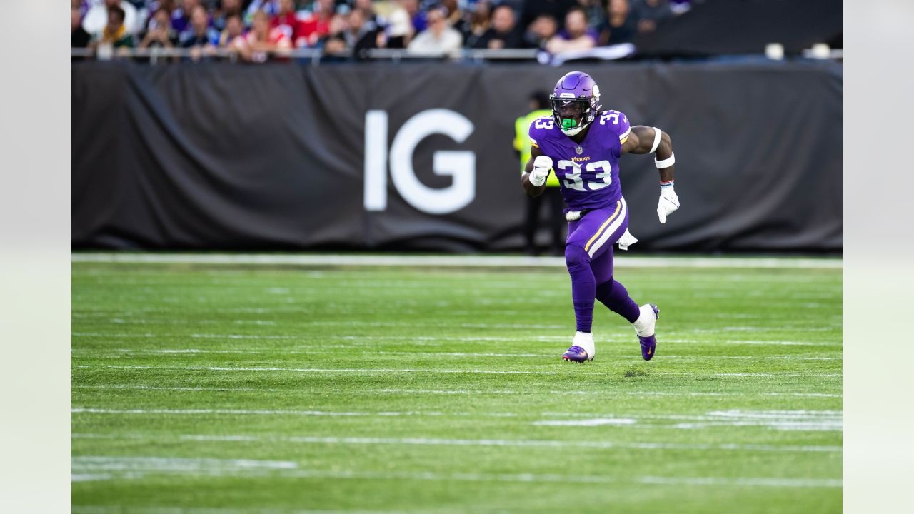 Vikings announce official 53-man roster; draft pick DeWayne McBride waived