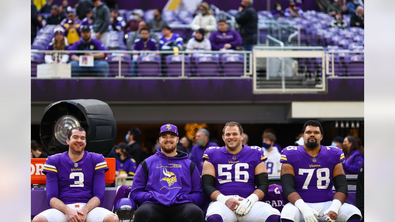 Vikings waive FB Jake Bargas - Daily Norseman