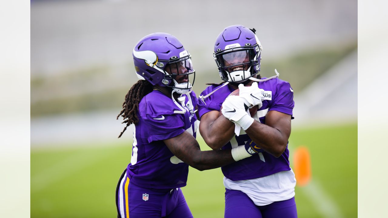 Vikings roster countdown: No. 99 Danielle Hunter — extended or traded? -  Sports Illustrated Minnesota Vikings News, Analysis and More