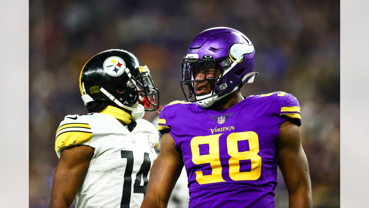 Pittsburgh Steelers 28-36 Minnesota Vikings: Dalvin Cook rushes