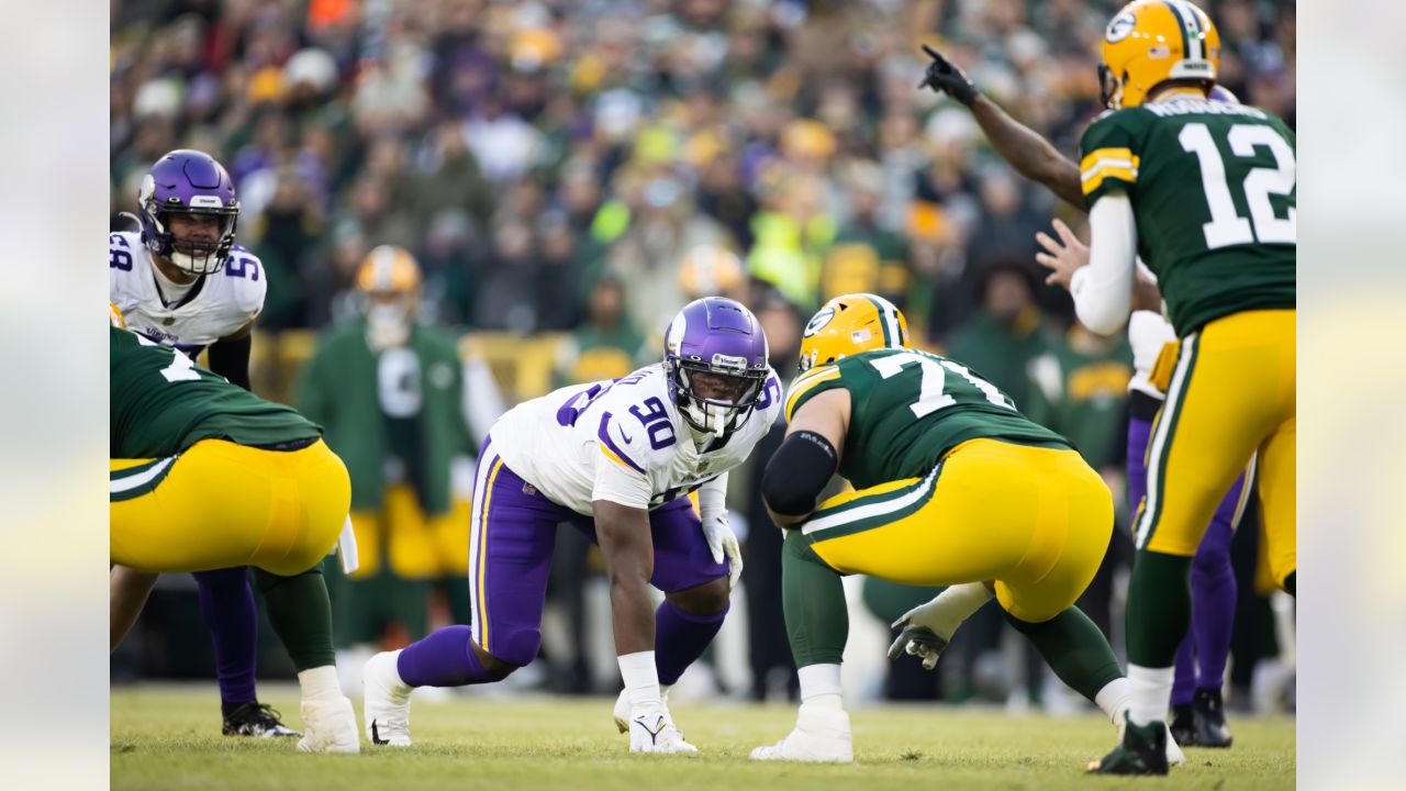 Minnesota Vikings defensive tackle Khyiris Tonga (95) walks off the field  against the Detroit Lions during an NFL football game, Sunday, Dec. 11,  2022, in Detroit. (AP Photo/Rick Osentoski Stock Photo - Alamy