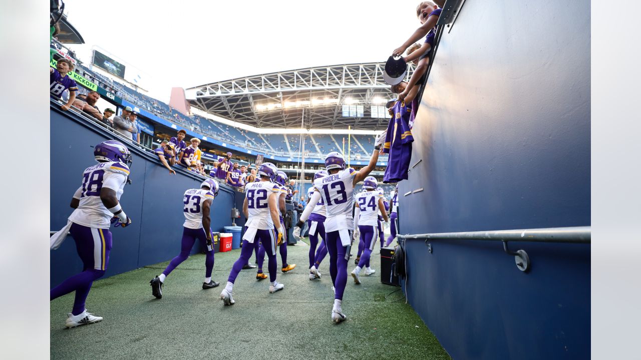 Minnesota Vikings lose preseason opener to Seahawks 13-24