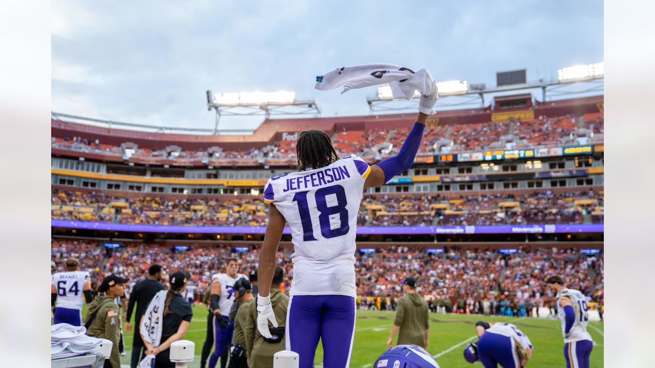 Vikings perform nifty bowling celebration after Harrison Smith's