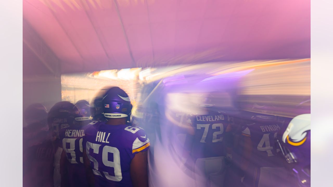 Download Minnesota Vikings Brian O'Neill With Teammates Wallpaper