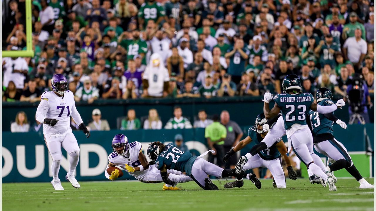 Vikings' Harrison Smith, Cameron Dantzler leave Eagles loss