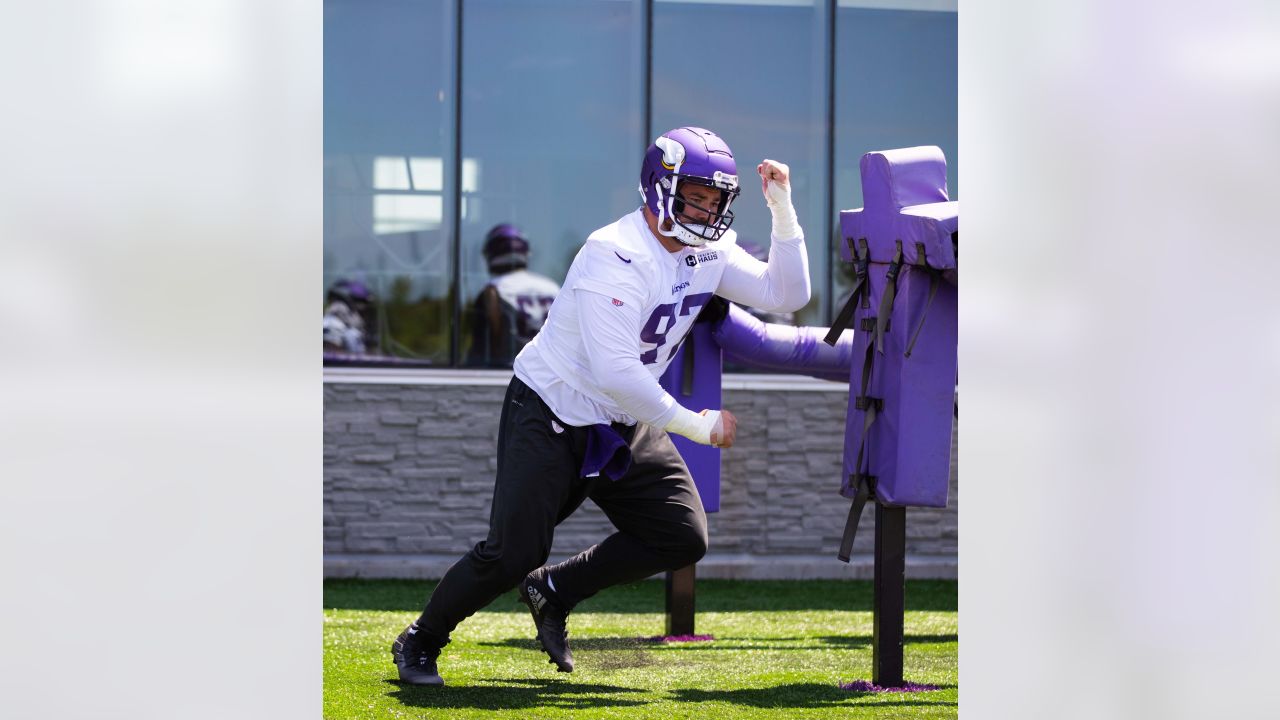 Hey Minnesota Vikings, where's Ragnar?