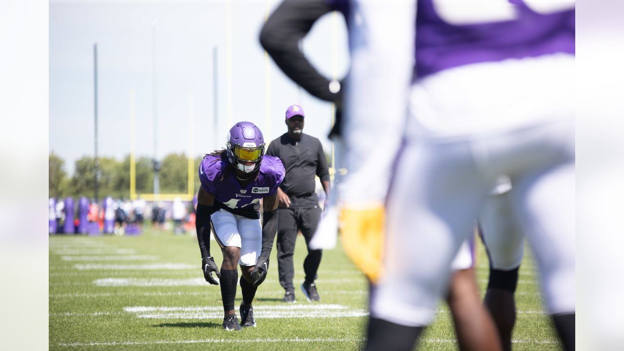 Tennessee Titans tight end Chigoziem Okonkwo (85) in action during the  first half of an NFL preseason football game against the Minnesota Vikings,  Saturday, Aug. 19, 2023 in Minneapolis. Tennessee won 24-16. (