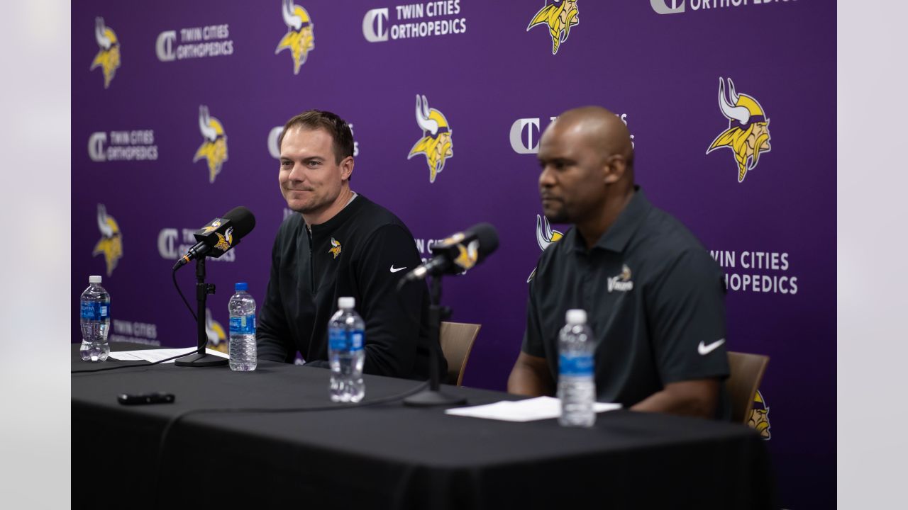 Vikings rule Dalvin Tomlinson, Akayleb Evans out, Christian Darrisaw will  play – Twin Cities