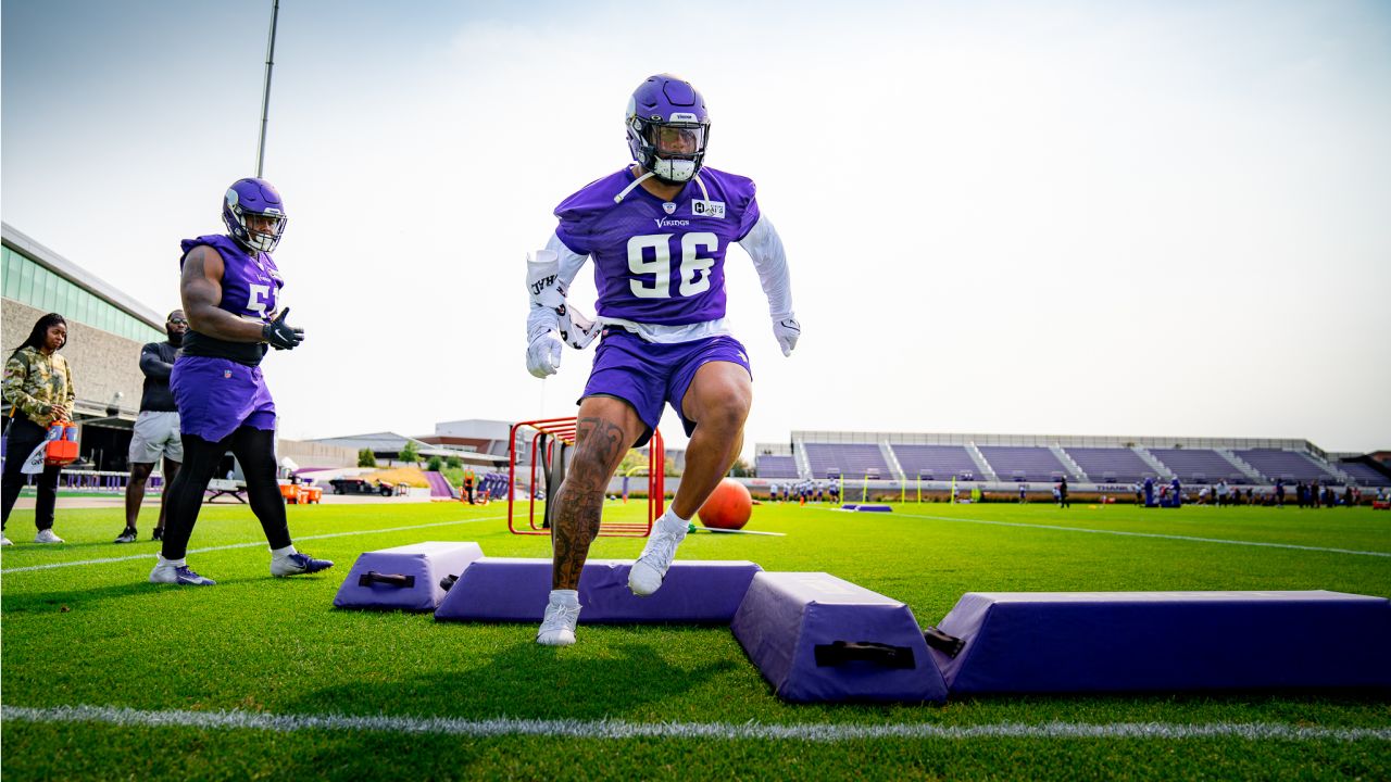 Vikings injury report: Davenport, Bradbury DNP - A to Z Sports