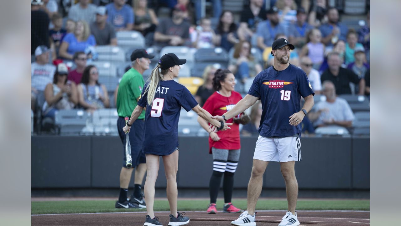 Adam Thielen Hoping to Knock Charity Softball Game Out of the Park