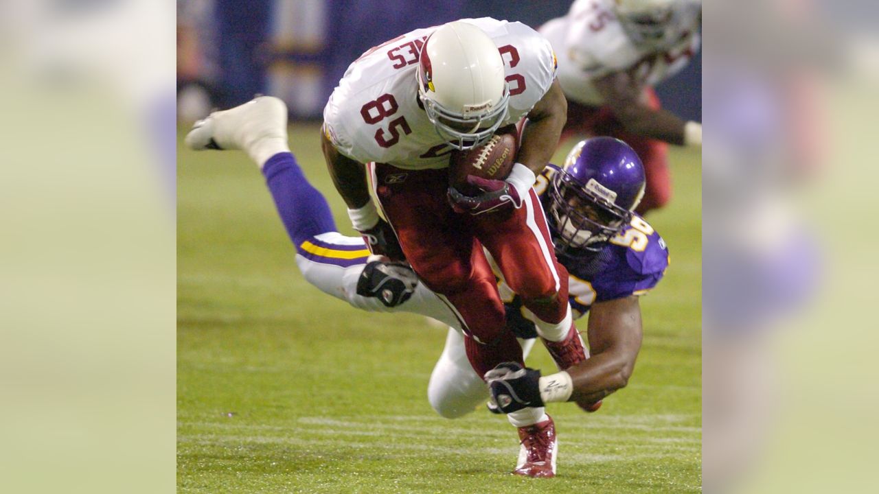 Future Hall-of-Famer, Mpls-native Larry Fitzgerald Jr. visits  Vikings/Cardinals practice -  5 Eyewitness News