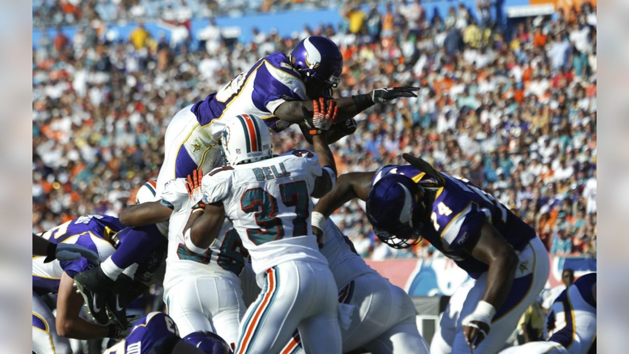 Early Look: Vikings vs Dolphins