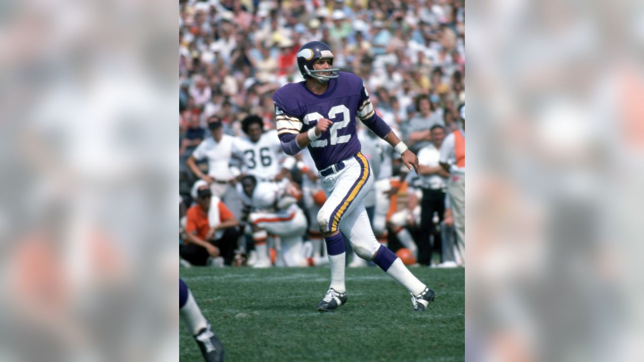 Scott Studwell 2, Minnesota Vikings – Play Action Customs