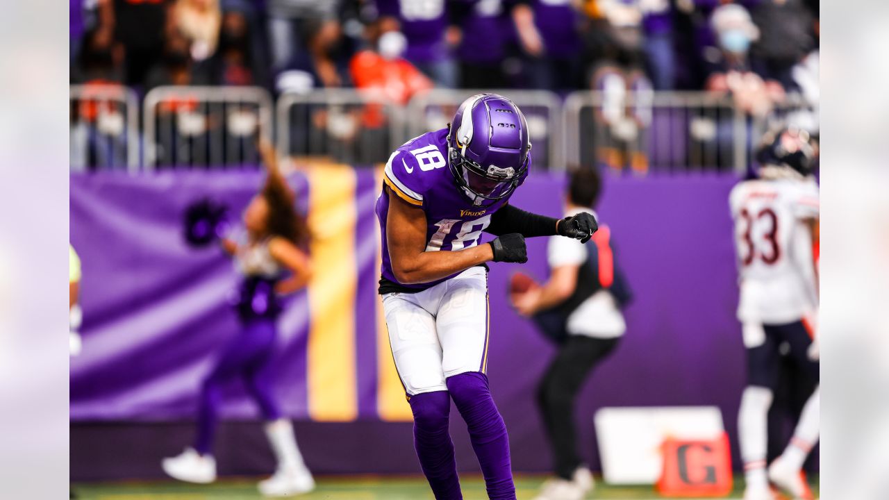 Purple Rumor Mill: Vikings Secret Superstar, Anthony Barr's DAL Flirtation,  Moss' Record - Vikings Territory