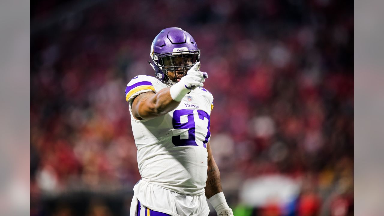 Vikings defensive end Danielle Hunter: 80 games, 4,226 snaps  and only  six penalties