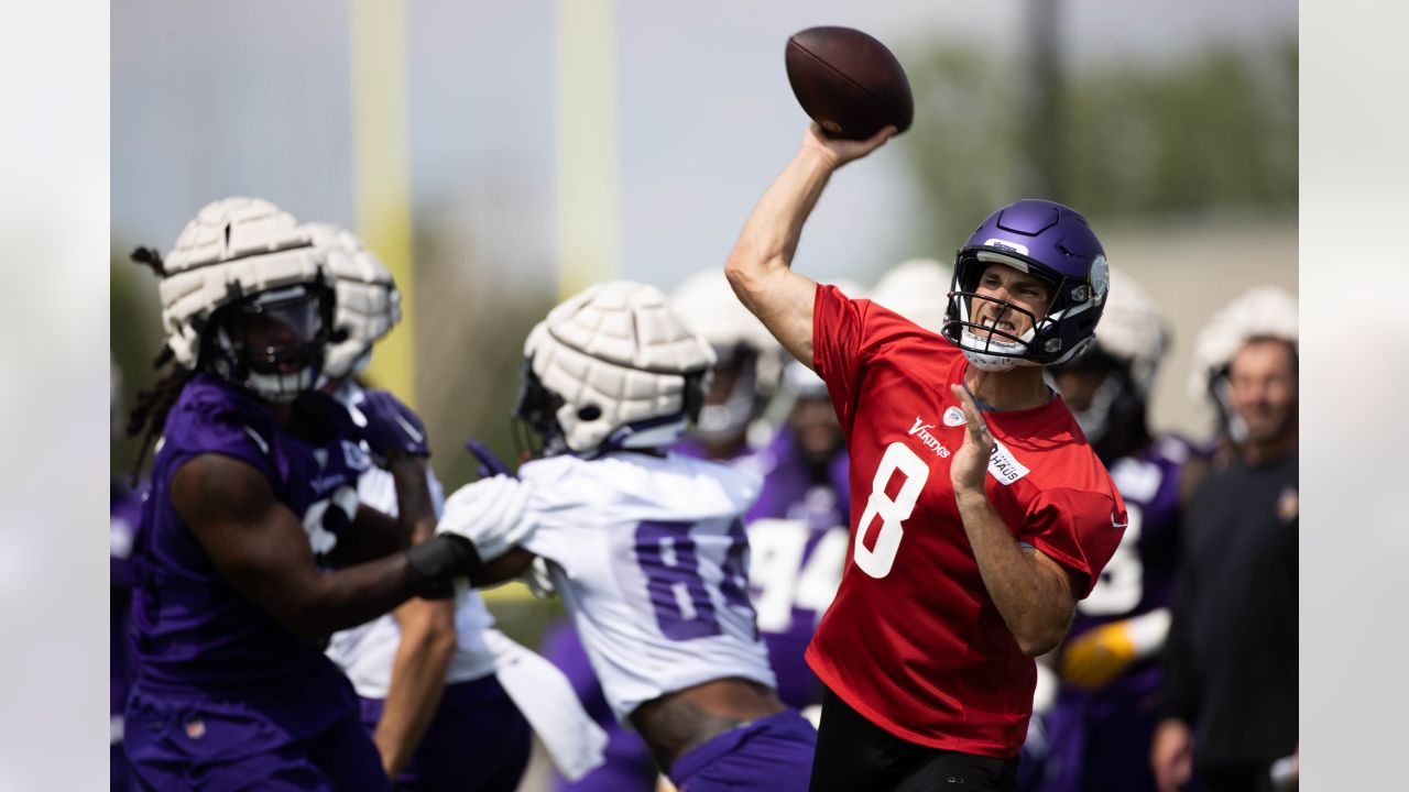 Minnesota Vikings cornerback Andrew Booth Jr. warms up before their game  against the San Francisco 49ers during an NFL preseason football game,  Saturday, Aug. 20, 2022, in Minneapolis. (AP Photo/Craig Lassig Stock