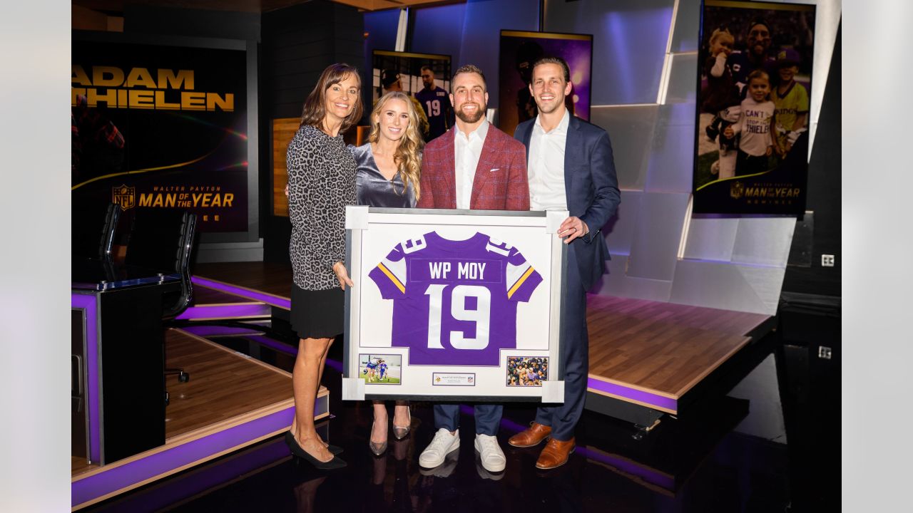 Adam Thielen named Minnesota Vikings 2022 Walter Payton man of the year  nominee - ABC 6 News 