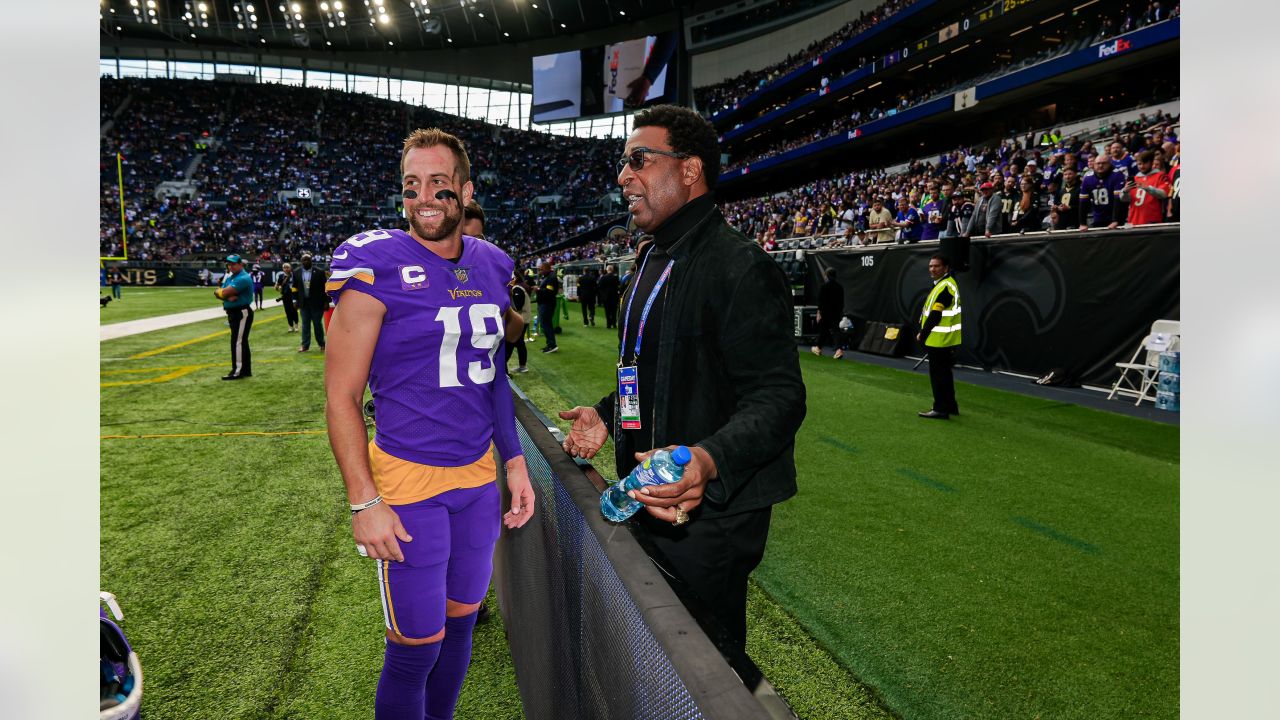 Vikings to face rival Saints in London at Tottenham Hotspur Stadium -  Sports Illustrated Minnesota Sports, News, Analysis, and More