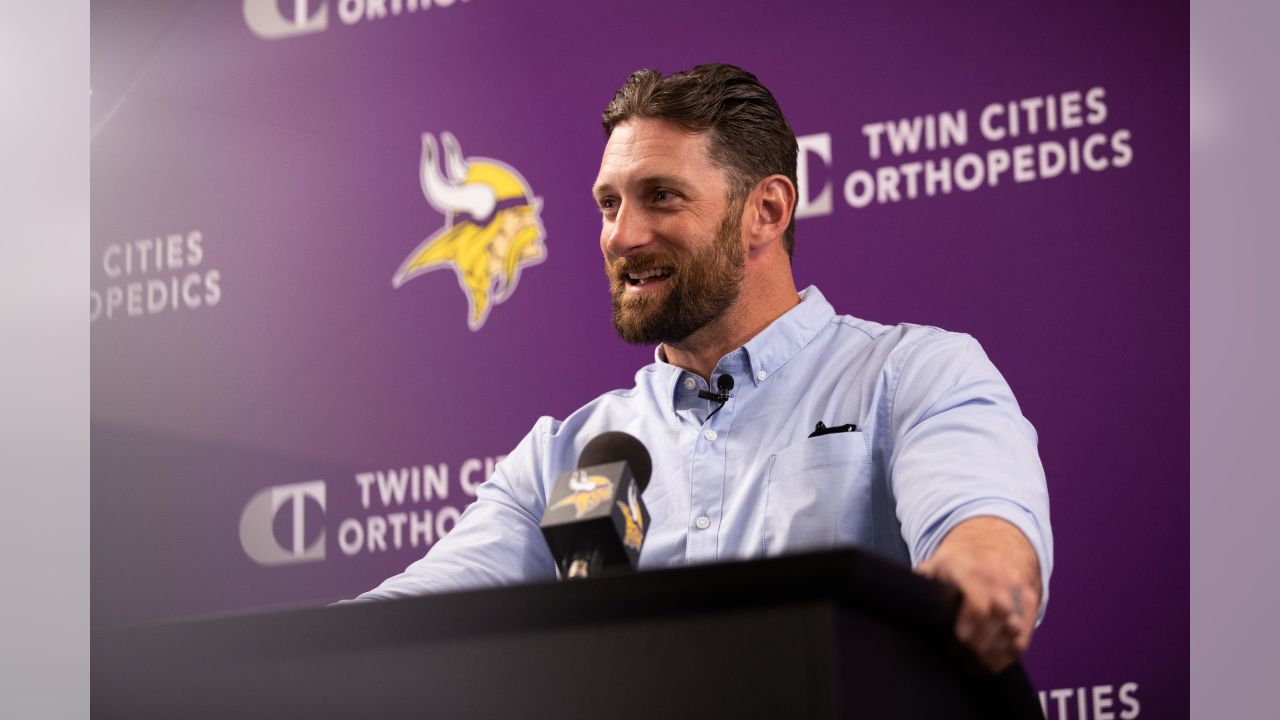 Brian Robison calls Vikings facing Packers without Aaron Rodgers  'bittersweet'